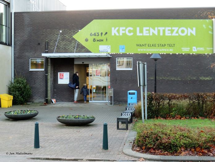 Signalisatie duidt aan hoeveel stappen het is tot aan je bestemming