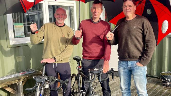 10.000 kilometer fietsen van de Kaap naar Sparta: ‘Iedere dag willen we 160 kilometer fietsen’