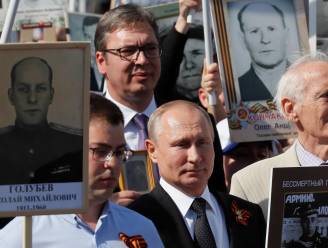 Poetin: "We moeten beseffen dat de wereld kwetsbaar is"
