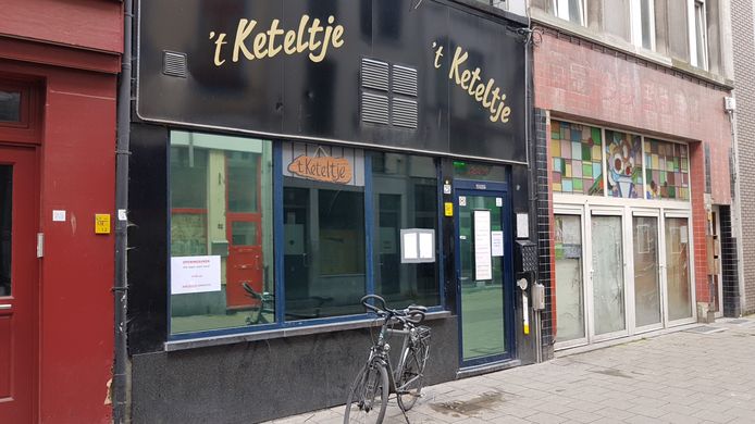 Café 't Keteltje in het Antwerpse Schipperskwartier heeft een dubieuze reputatie.