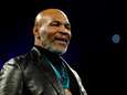 Mike Tyson (53) laat zien dat hij het boksen nog niet verleerd is: ‘Ik ben terug!’