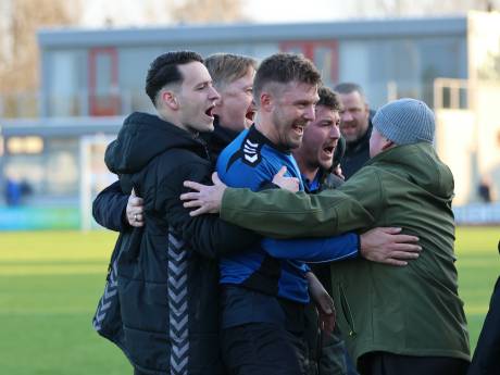 LRC brengt spanning terug, eerste verlies Papendrecht en duel ‘Ammers’ gestaakt; dit is het overzicht van het amateurvoetbal