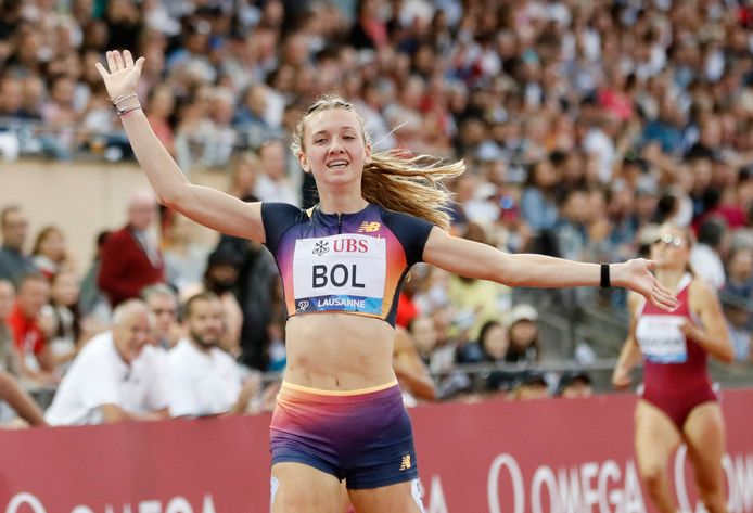 Femke Bol wint in Lausanne.