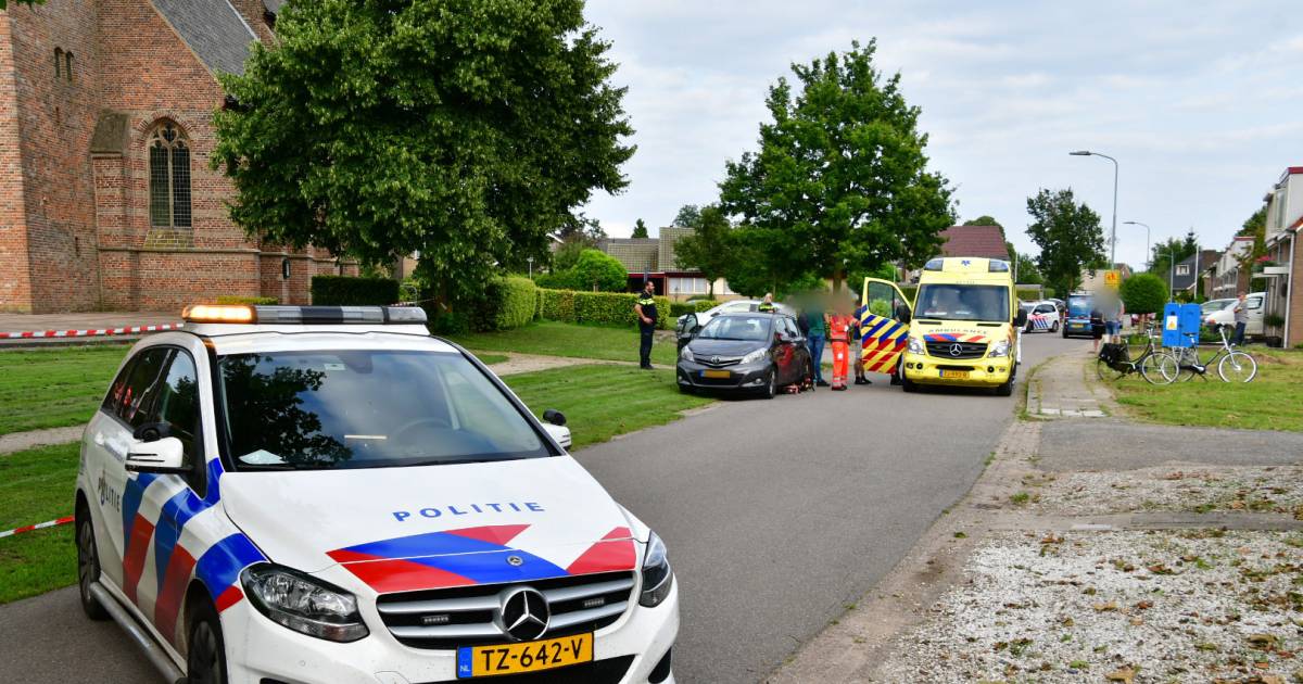 Meisje ernstig gewond door aanrijding met auto in Aerdt.