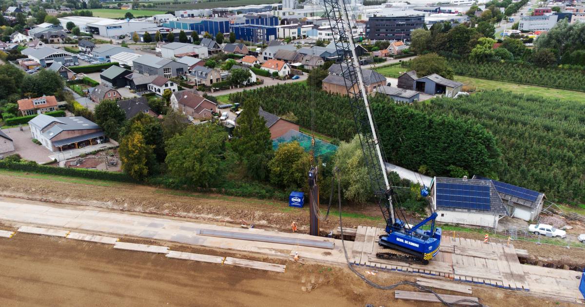 Grondeigenaren West-Betuwe ruilen grond voor dijkversterking | Rivierenland | gelderlander.nl - De G