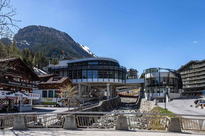 Skidorp Ischgl werd zo'n beetje het epicentrum van de coronauitbraak in Tirol.