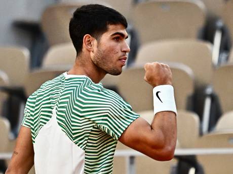 LIVE: Alcaraz et Tsitsipas déroulent et se hissent en huitièmes
