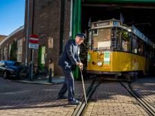 Lekker in historische trams langs toeristische hotspots? Straks kan dat misschien niet meer 