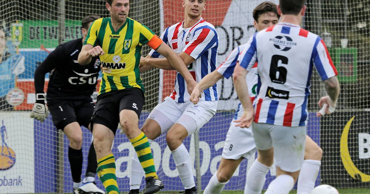 De uitslagen en wedstrijdverslagen van de derde en vierde divisie