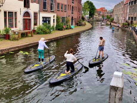 Het water op in Schiedam: 5 x hier huur je een boot of supboard