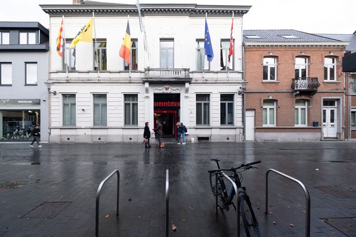 Het gemeentehuis in Puurs-Sint-Amands