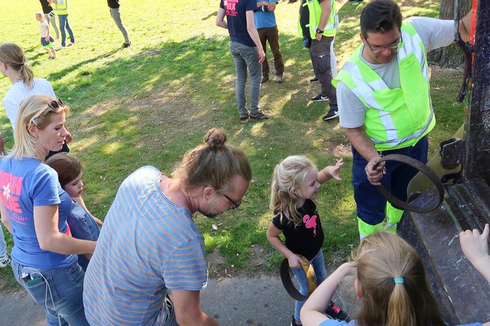 Ook in Breda werd er actief mee gedaan door de jeugd tijdens de World Clean Up Day.