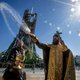 Rusland stuurt relieken heilige 155 dagen op 'buitenaardse processie'