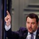 Rechtse koers komt Matteo Salvini duur te staan