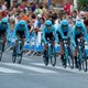 Astana wint eerste etappe Vuelta, Jumbo-Visma grote verliezer vanwege lek kinderbadje