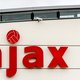Ajax vervangt kunstgrasvelden om korrels