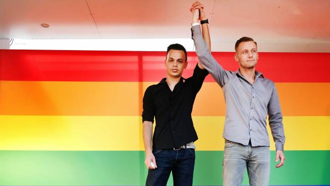 Van facebookpost tot hype: politie trok te snel conclusies over homohaat bij mishandeling