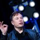 Elon Musk wil met chip rechtstreeks naar muziek in hersenen luisteren