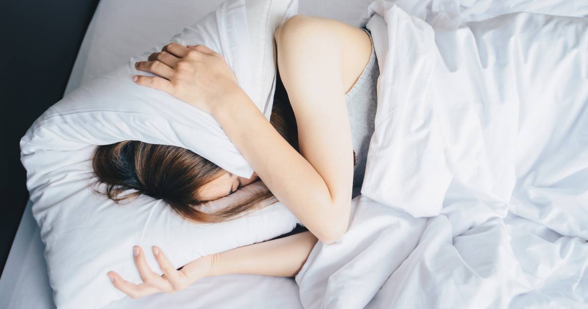 how-unhealthy-is-sleeping-less-than-6-hours-greater-risk-of-infections