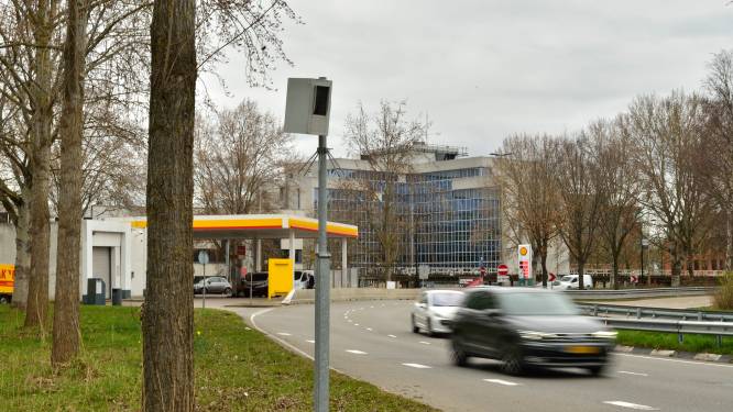 Waarschuwing! Hier staan twee nieuwe flitspalen in Gouda (en mogelijk volgen er meer)