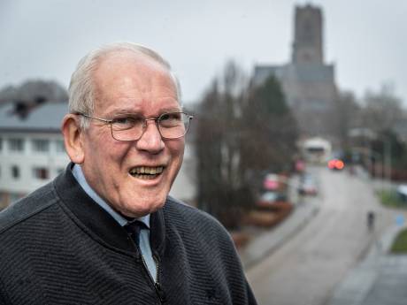 Pastoor Leendert Spijkers gaat al 50 jaar met plezier naar zijn werk: ‘Ik hoef op zich niet met pensioen’