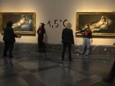 Deux militantes se collent la main à des tableaux de Goya au musée Prado