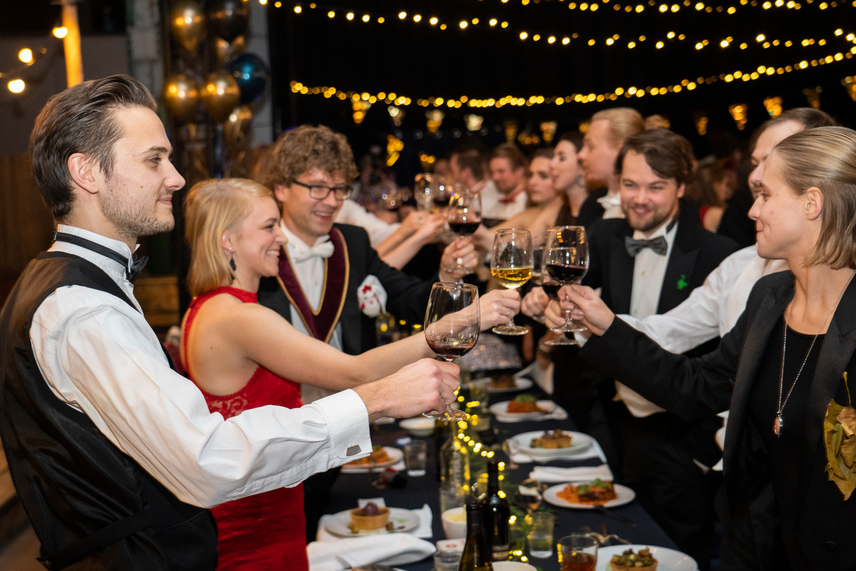 Het laatste gala van de gereformeerde studentenvereniging van Amsterdam (GSVA) 