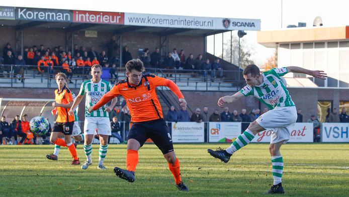 De eersteklassers Terneuzense Boys en Kloetinge staan op 5 maart weer tegenover elkaar in Terneuzen.