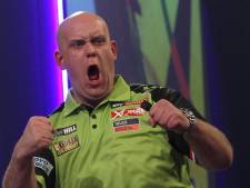 Van Gerwen en Barney doen mee aan drive-in darts