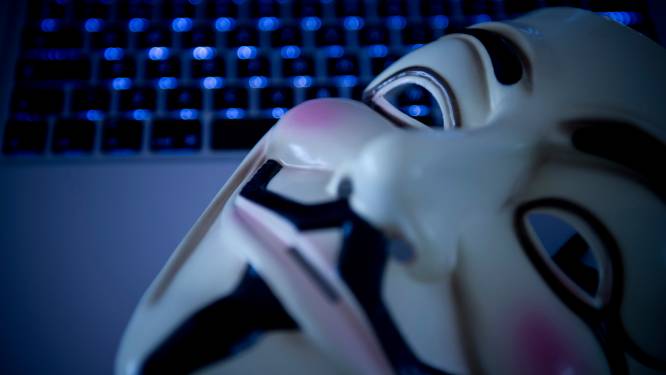 Hackerscollectief Anonymous zegt Russische printers te hebben gehackt om antipropaganda te verspreiden