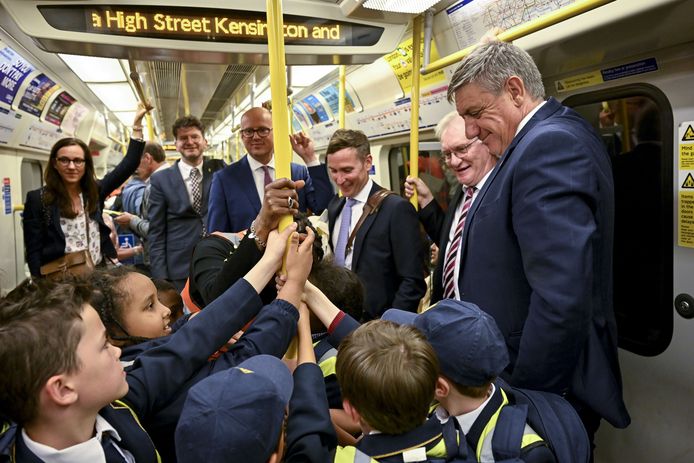 Jean Gambon took the London Underground.