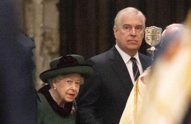 Queen Elizabeth en zoon Adnrew.  Beeld ANP / AFP