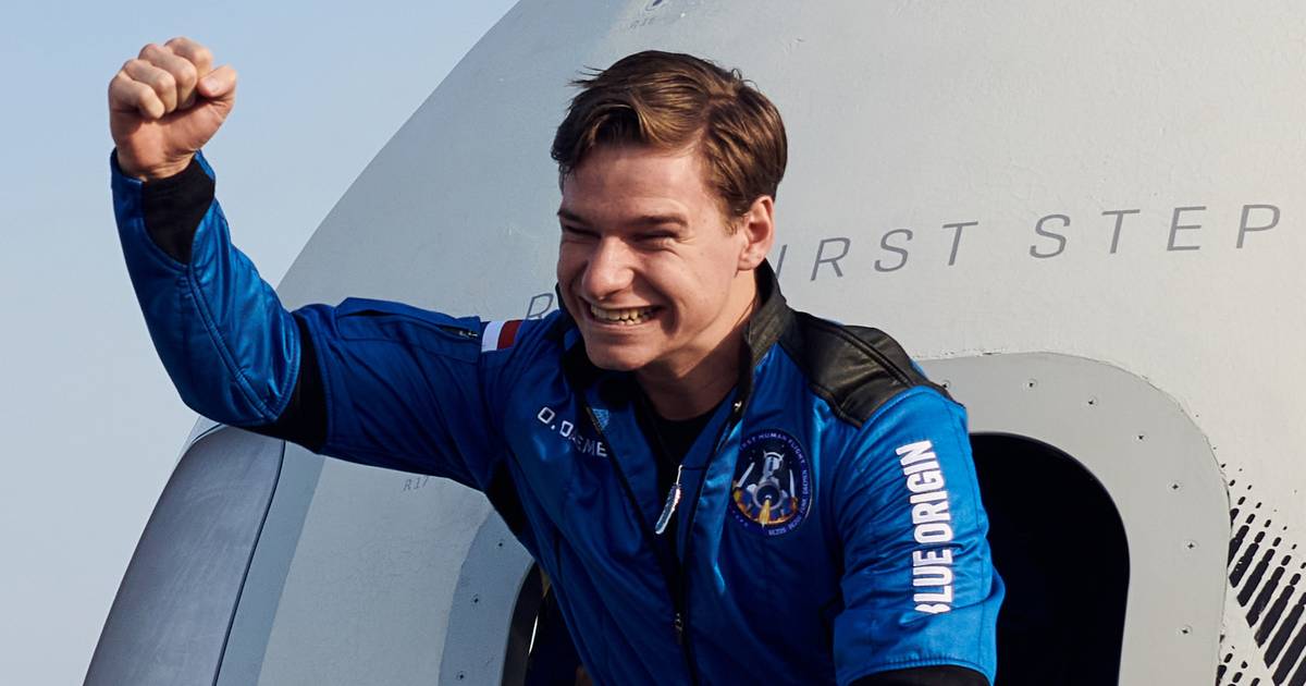 Astronaut Oliver (18) is na een krankzinnige week weer veilig thuis ...