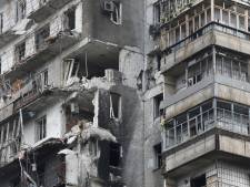 Marioepol wordt net zo aan flarden geschoten als Grozny en Aleppo: flats zijn gatenkazen