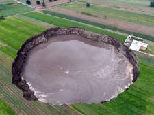 Amersfoort opgeschrikt door sinkhole, maar hoe ontstaat zo’n ‘verdwijngat’ eigenlijk?
