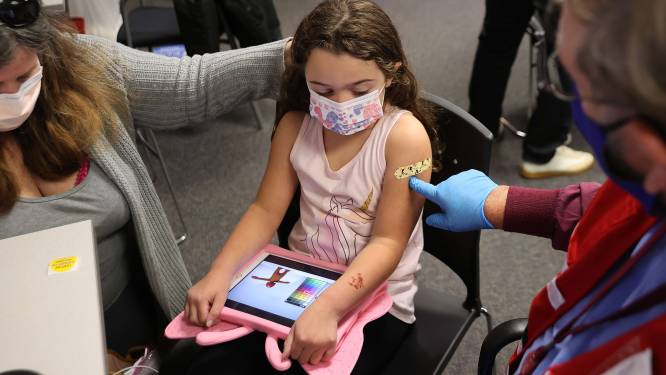Veel ouders twijfelen over kindervaccinatie: “Communicatie zal cruciaal zijn als ministers kinderprik goedkeuren”