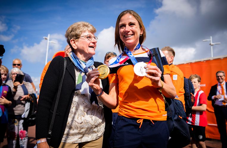 Eerste medaillewinnaars in Tokio gehuldigd in Scheveningen ...