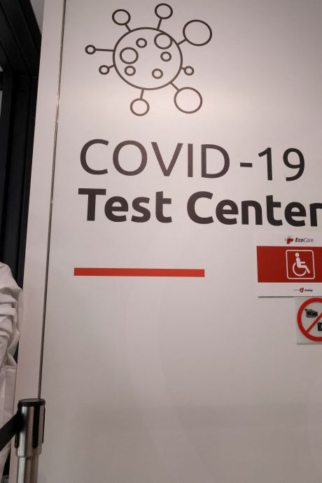 La barre des 30.000 infections dépistées par jour est dépassée