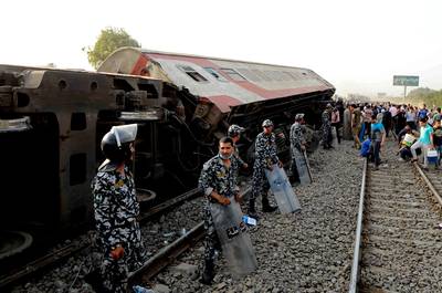 Zeker elf doden en bijna honderd gewonden bij treinongeval in Egypte
