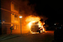 De nacht nadat er een busje vol chemisch afval was gevonden in de Eindhovense Offenbachlaan, vloog daar een tweede vrachtwagen in brand