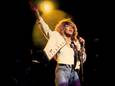 Tina Turner tijdens een optreden in 2000.