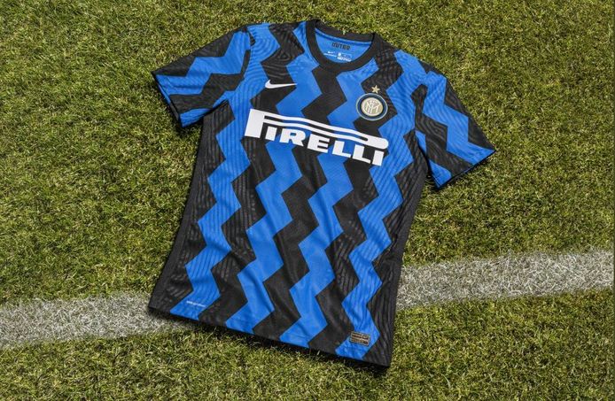 Het nieuwe thuisshirt van Inter.