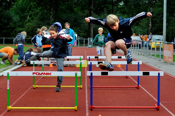 Kinderen uit Berkel-Enschot vierden in 2010 hun kindervakantieweek op de atletiekbaan van Taxandria in Oisterwijk.