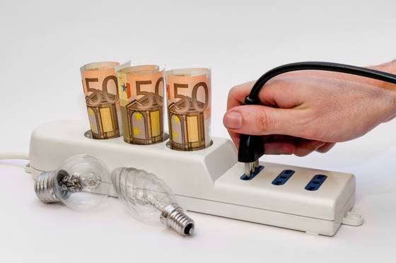 Waarom betalen we in België een hogere elektriciteitsfactuur dan in onze buurlanden?