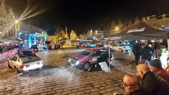Rallyfans genieten van klassieke wagens tijdens Ypres Historic Rally en Ypres Rally Regularity