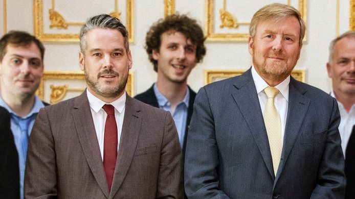 Story-reportage - Willem-Alexander en onze royaltyexpert Wim Dehandschutter.