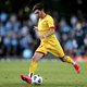 Josh Cavallo out zich als eerste openlijk homoseksuele voetballer in Australië: ‘Ik vreesde de beledigingen en de grappen’