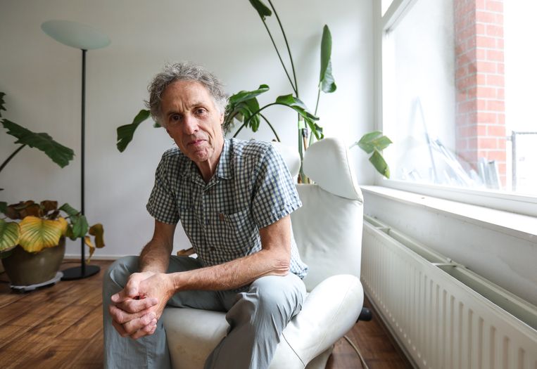 Rob Geurten: ‘Ik moet vreselijk wennen aan het bewonen van dit huis.’  Beeld Eva Plevier