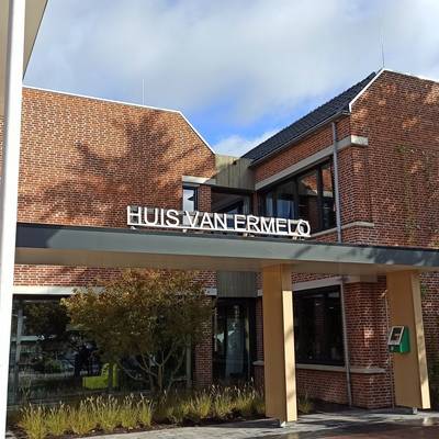 UWOON opent bezoekersloket in Huis van Ermelo: ‘Mooie plek om woningzoekenden te ontvangen’