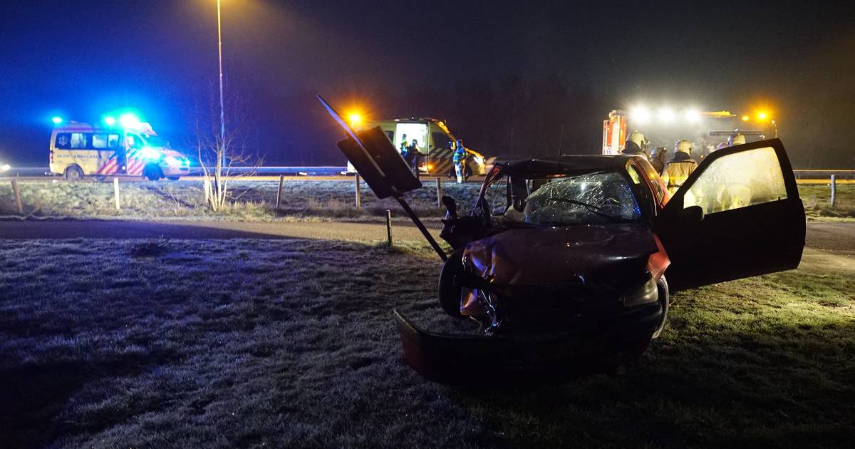 Traumahelikopter landt op A1 voor ernstig ongeval bij Wilp.
